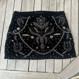 NWT Zara Black Velvet Embellished Mini Skirt — Beaded & Sequin Paisley